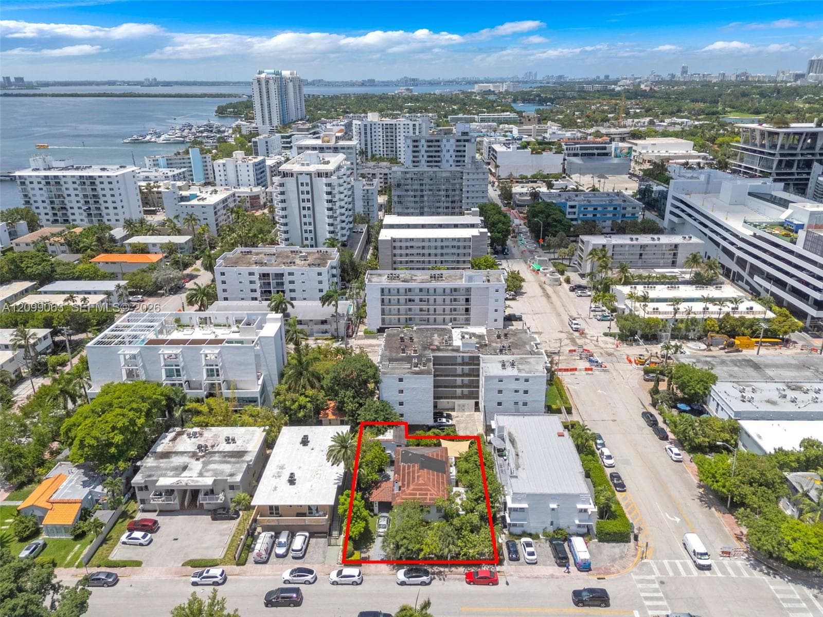 Miami Beach, FL, 33139