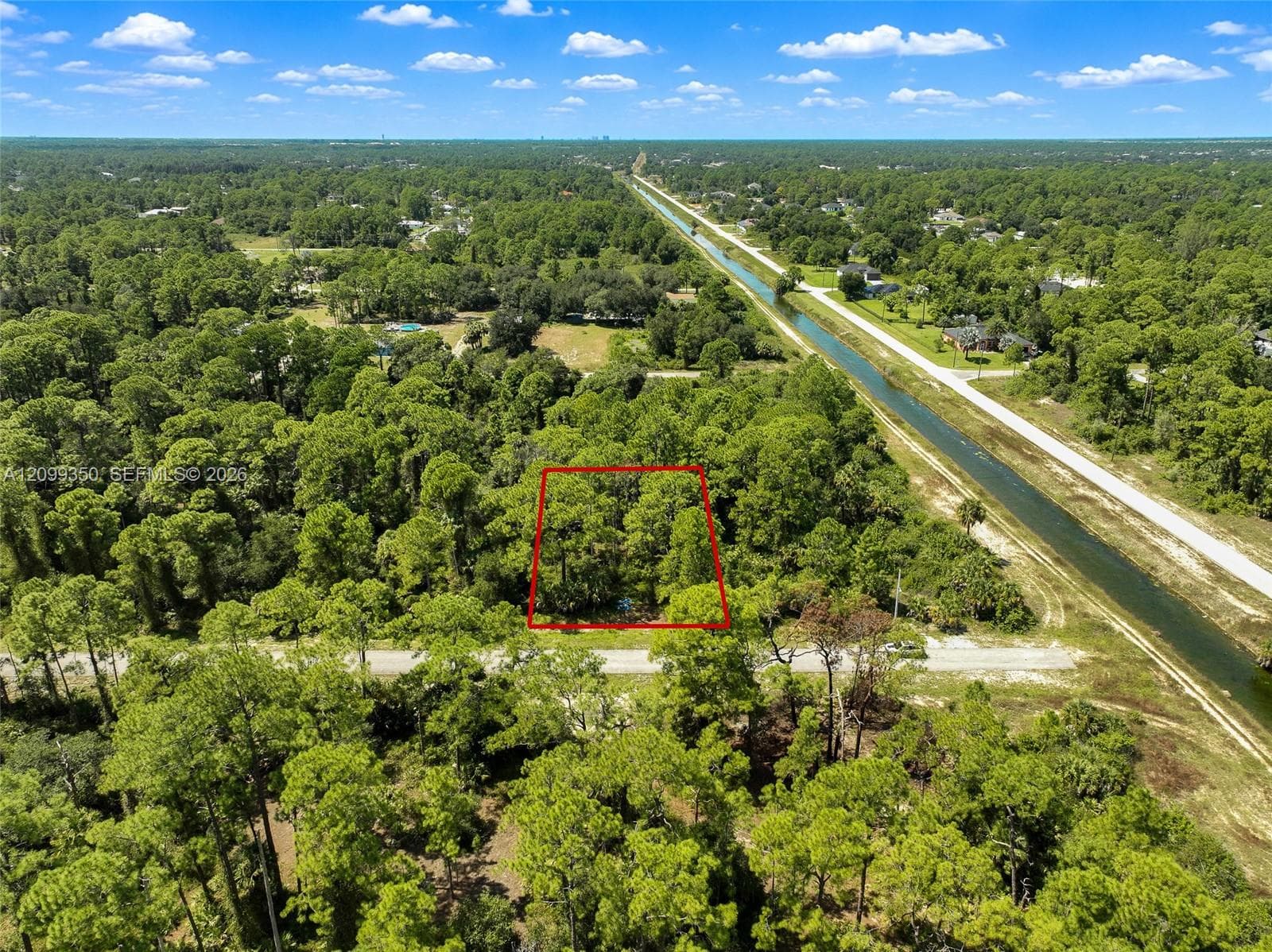 1519 Euclid Ave, Other City - In The State Of Florida FL 33972