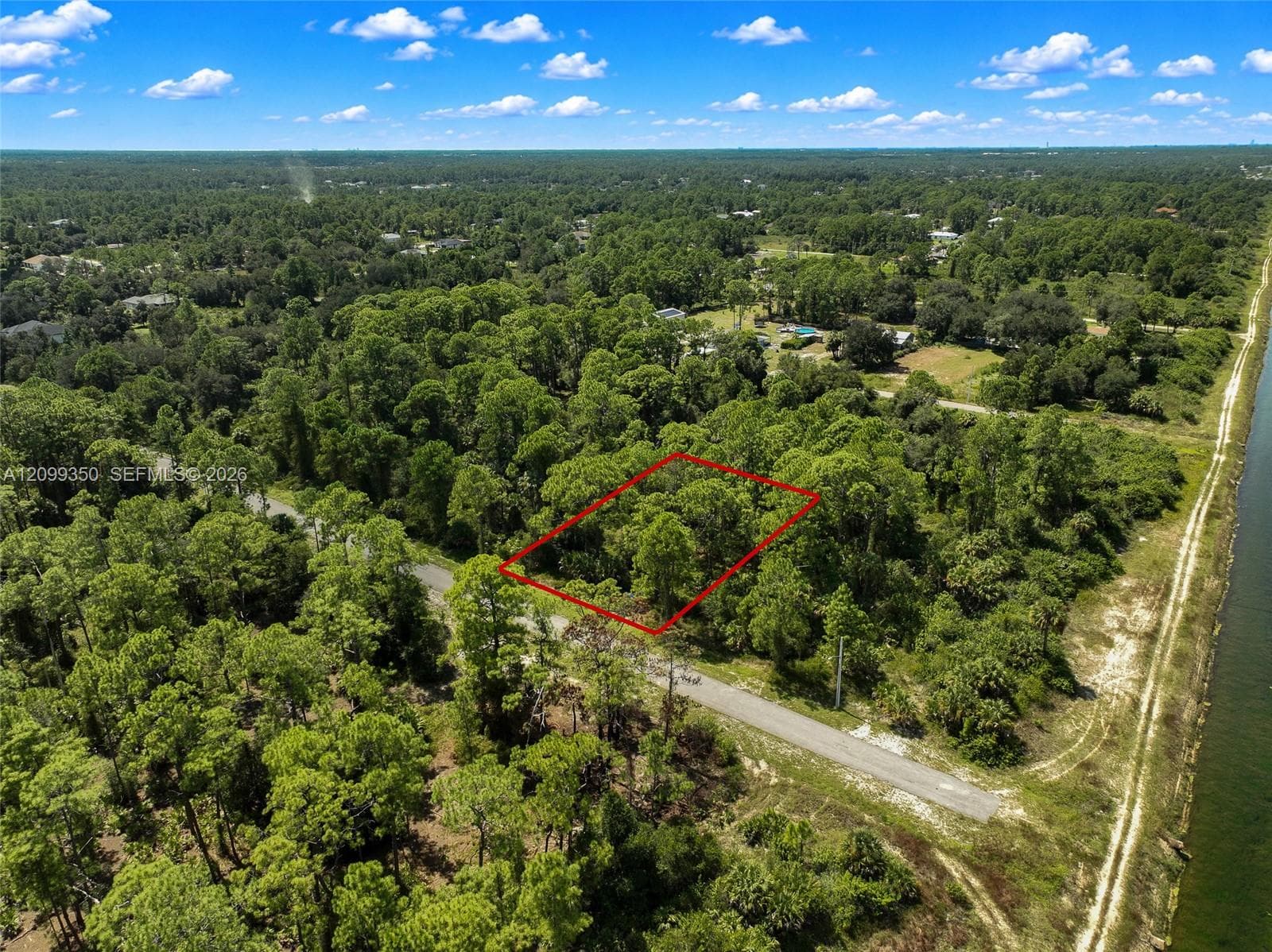 1519 Euclid Ave, Other City - In The State Of Florida FL 33972