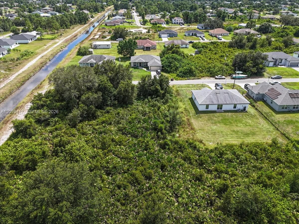 3702 25 ST SW, Lehigh Acres FL 33976