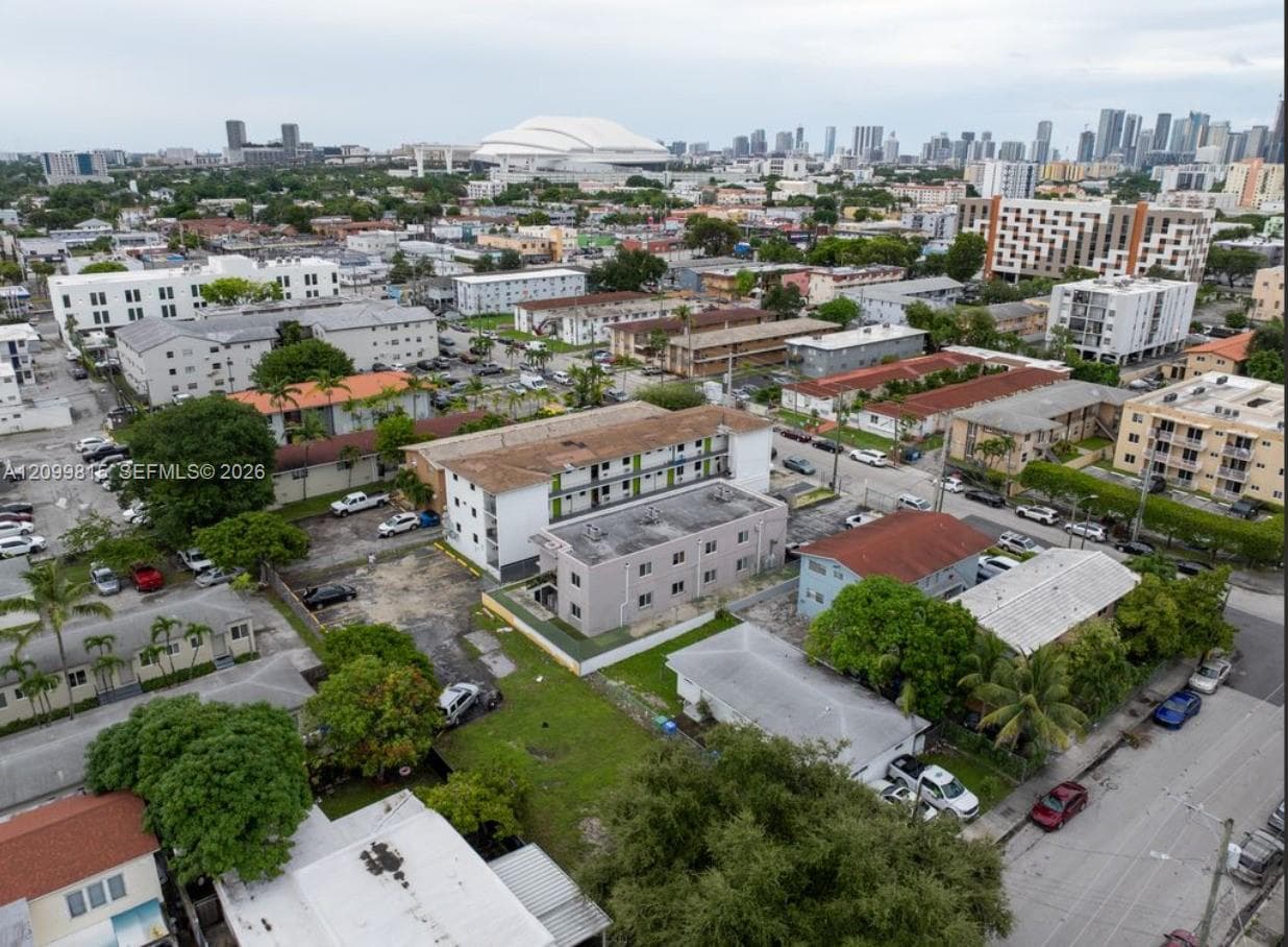 220 SW 18th Avenue, Miami, FL 33135