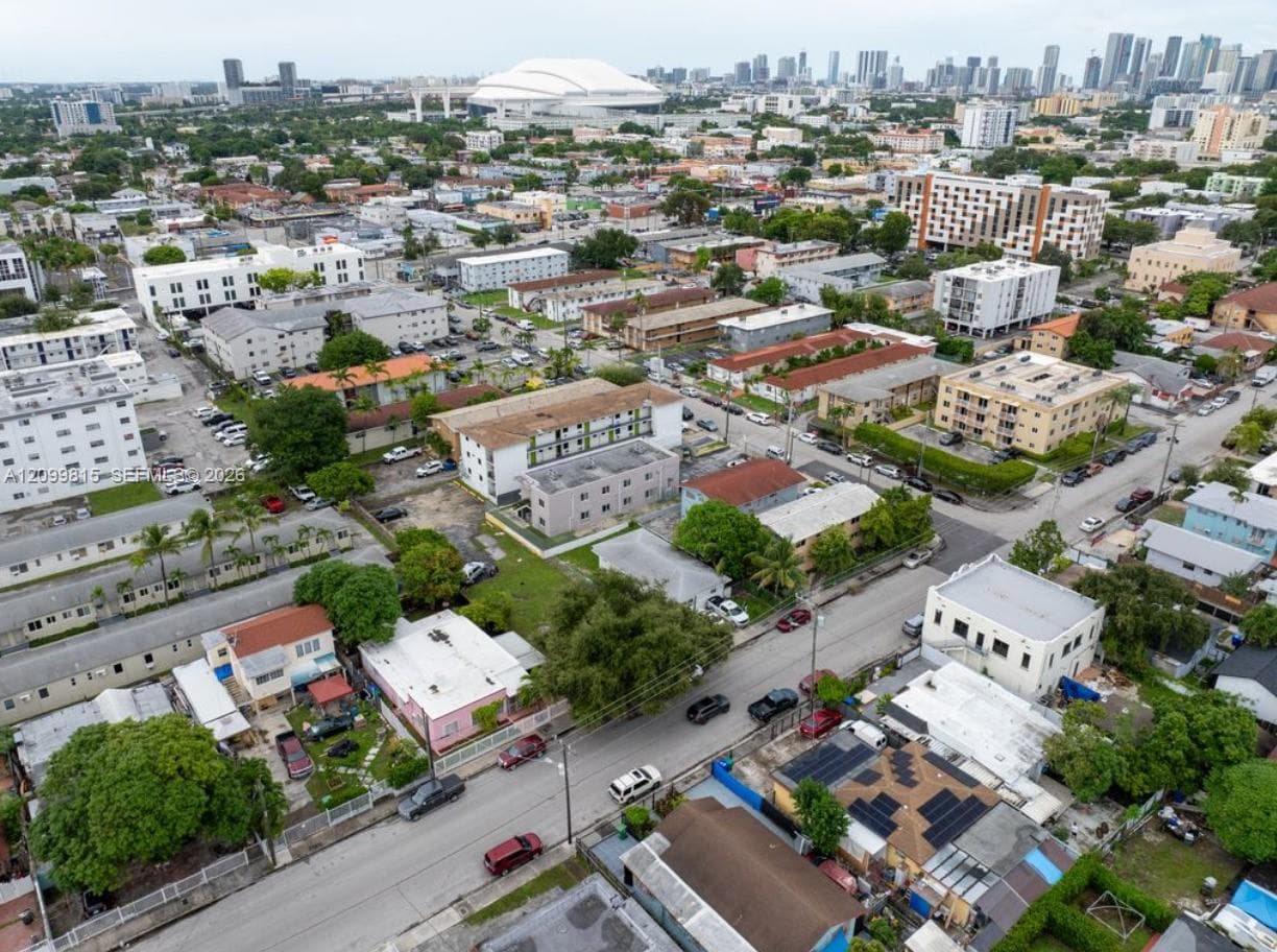 220 SW 18th Avenue, Miami, FL 33135