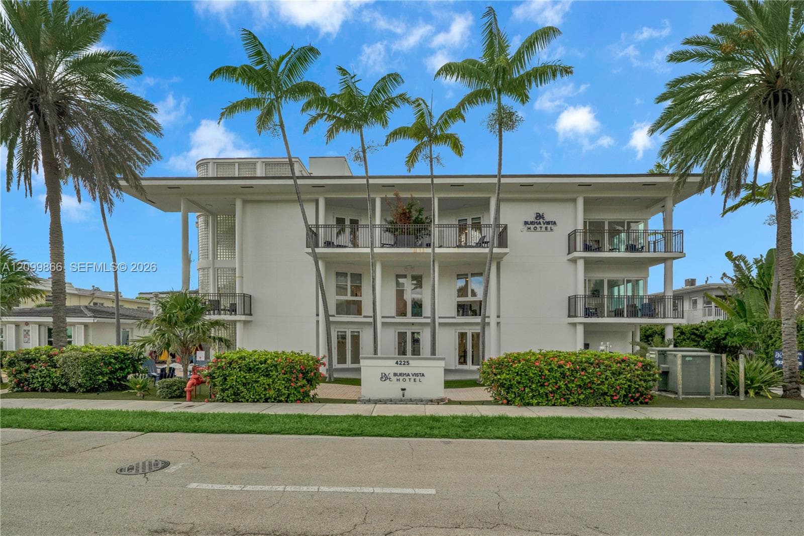 4217-4225 El Mar Dr, Lauderdale By The Sea FL 33308