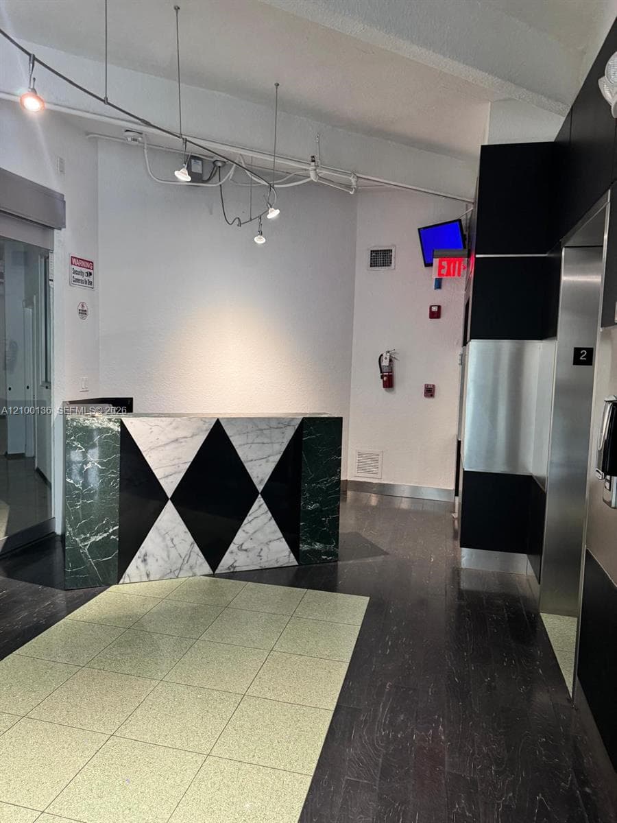 770 Ponce De Leon Blvd, Coral Gables FL 33134