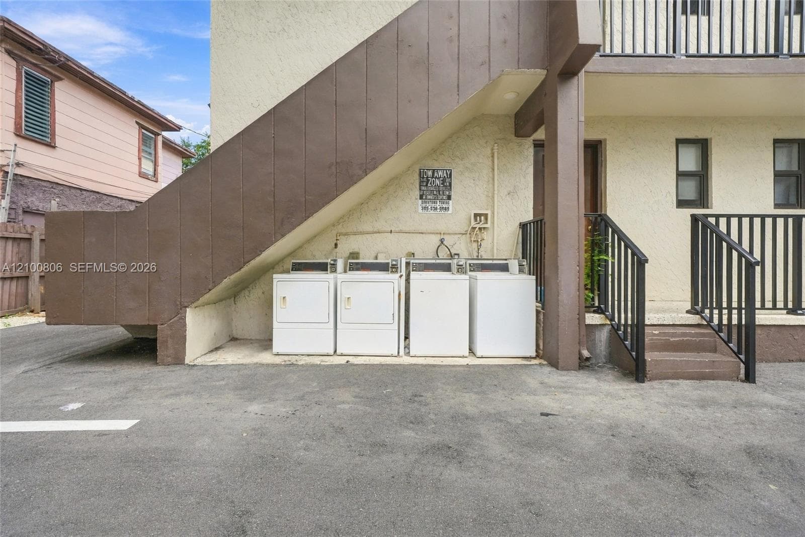 1484 NW 15th Ave, Miami FL 33125
