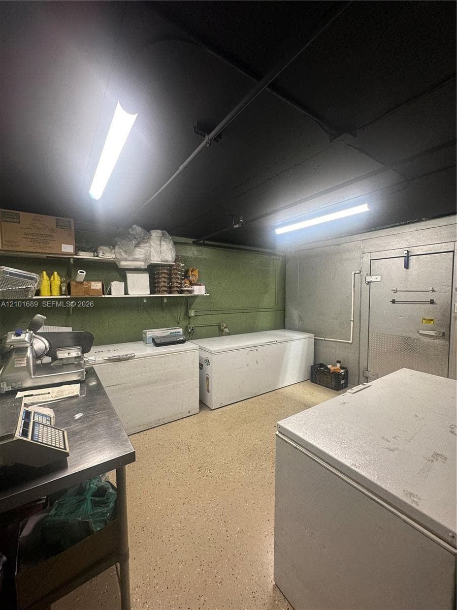 16300 SW 137th Ave, Miami FL 33177