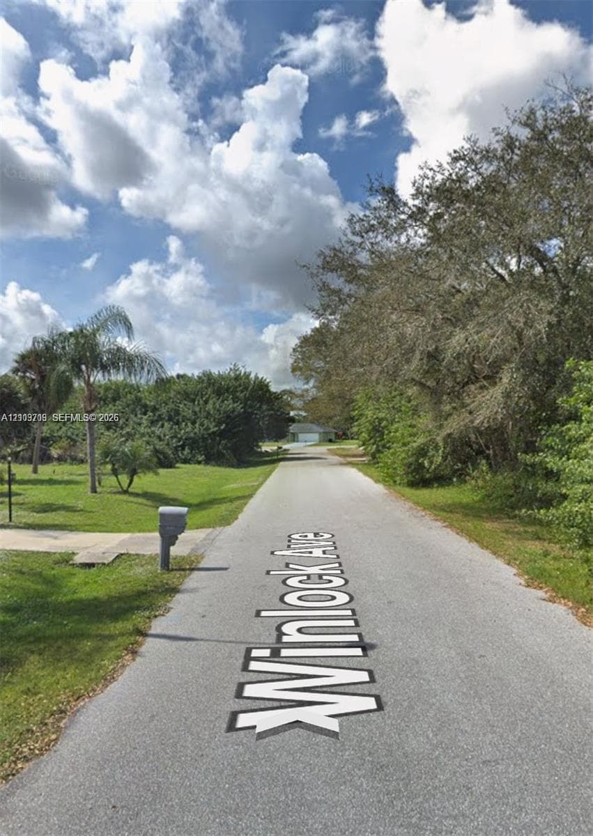 21468 Winlock Ave, Port Charlotte FL 33952