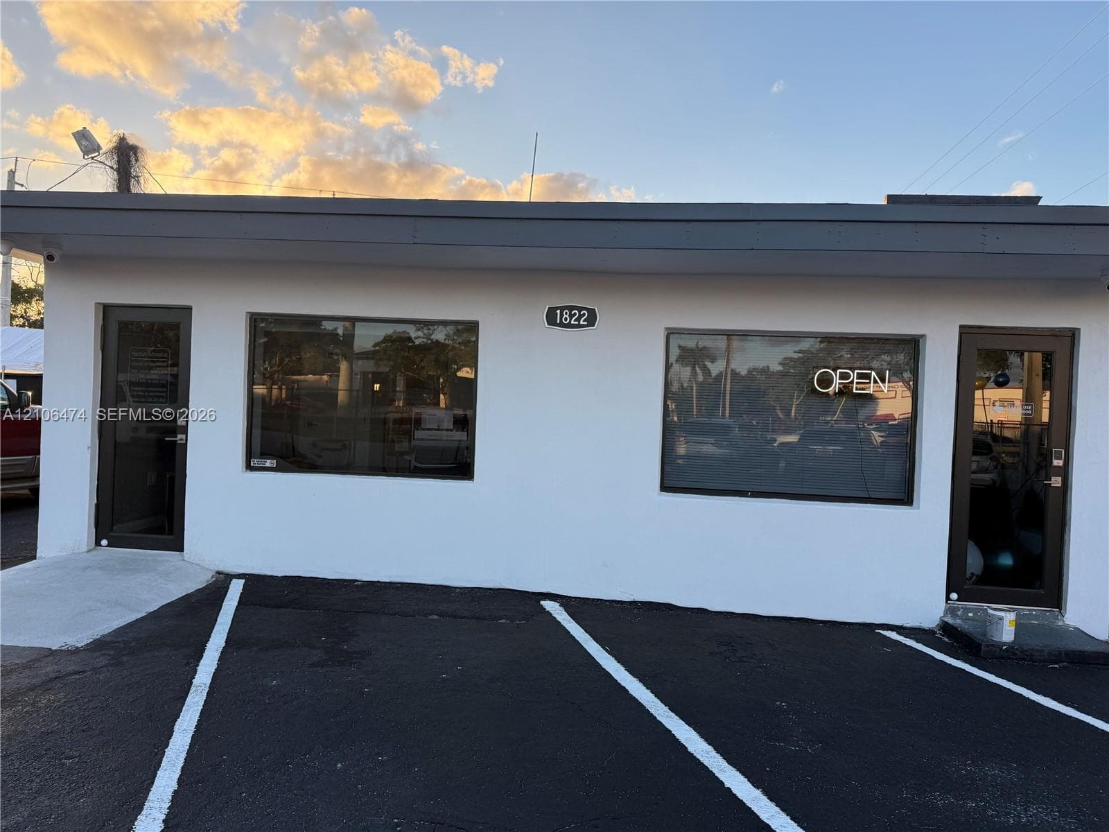 1822 N Dixie Hwy, Hollywood FL 33020
