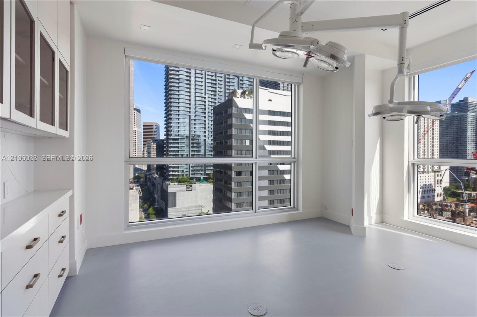 175 SW 7th St # 1707, Miami FL 33130